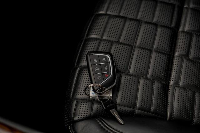 2022 Cadillac Escalade 4WD Sport Platinum