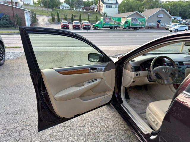 2004 Lexus ES 330 330