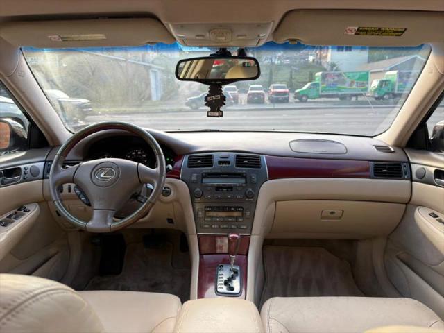 2004 Lexus ES 330 330