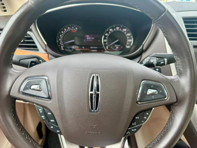 2015 Lincoln MKC Base