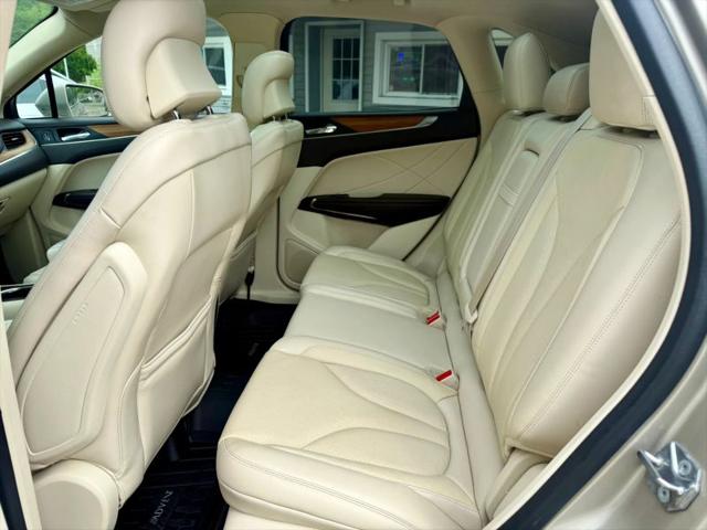 2015 Lincoln MKC Base