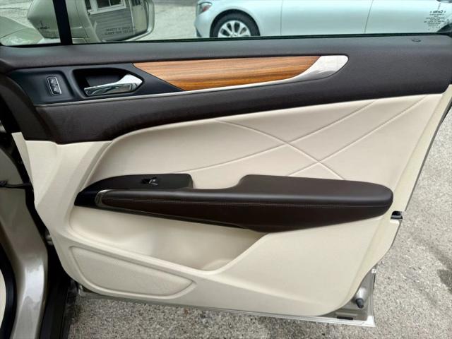 2015 Lincoln MKC Base