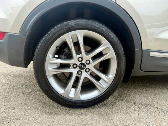 2015 Lincoln MKC Base