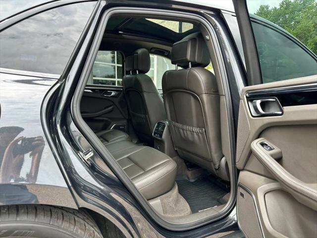2020 Porsche Macan S