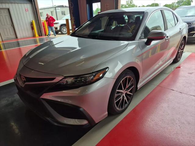 2021 Toyota Camry SE for sale in Shiloh, IL