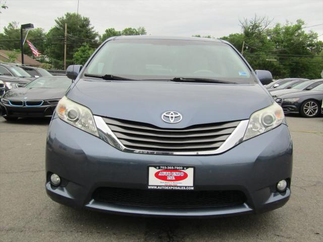 2013 Toyota Sienna XLE V6 8 Passenger