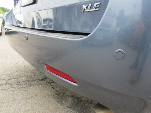 2013 Toyota Sienna XLE V6 8 Passenger