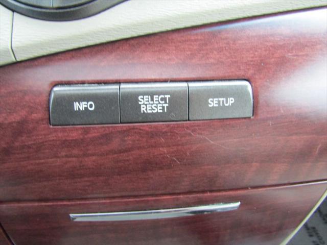 2013 Toyota Sienna XLE V6 8 Passenger