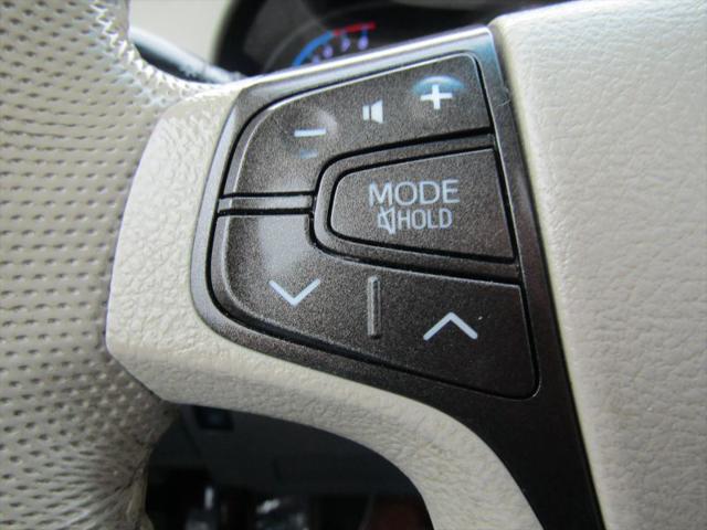 2013 Toyota Sienna XLE V6 8 Passenger