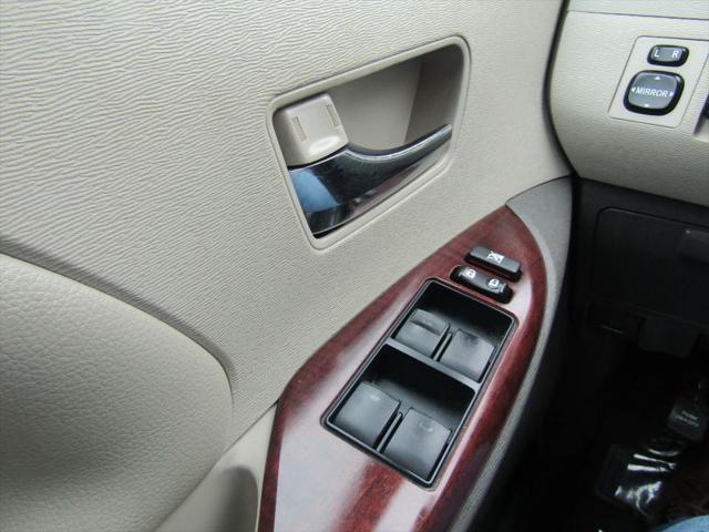 2013 Toyota Sienna XLE V6 8 Passenger