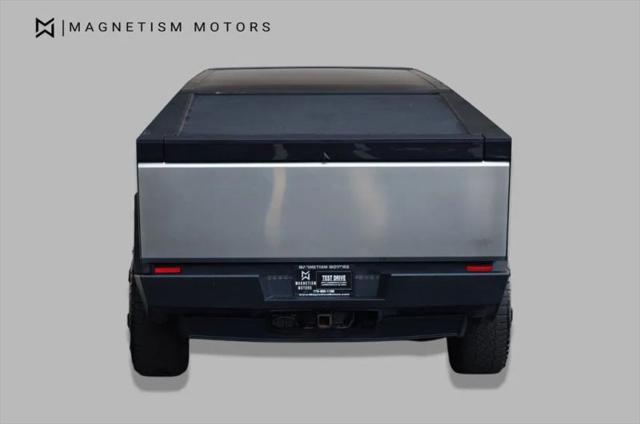 2024 Tesla Cybertruck Cyberbeast