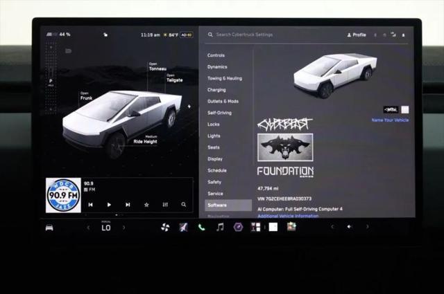 2024 Tesla Cybertruck Cyberbeast