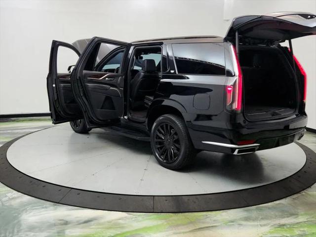 2022 Cadillac Escalade 2WD Luxury