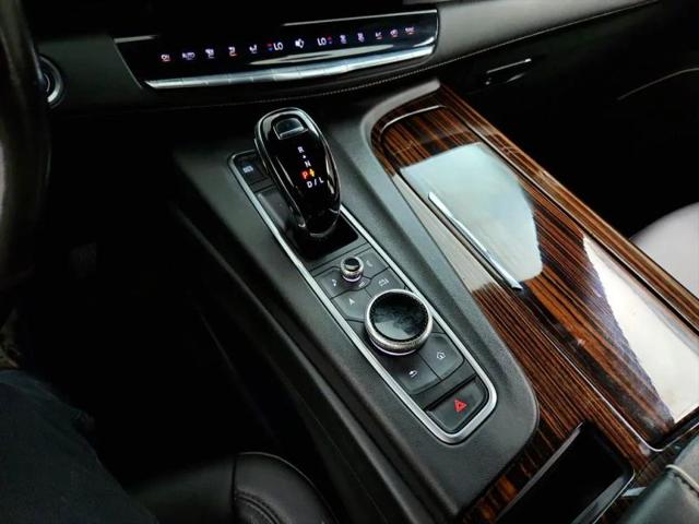 2022 Cadillac Escalade 2WD Luxury