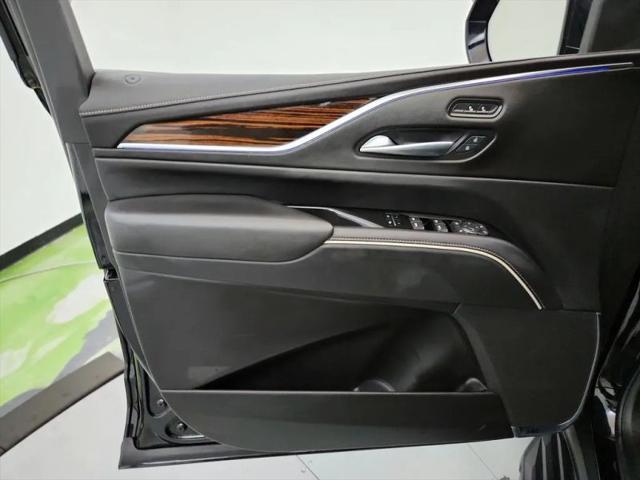 2022 Cadillac Escalade 2WD Luxury