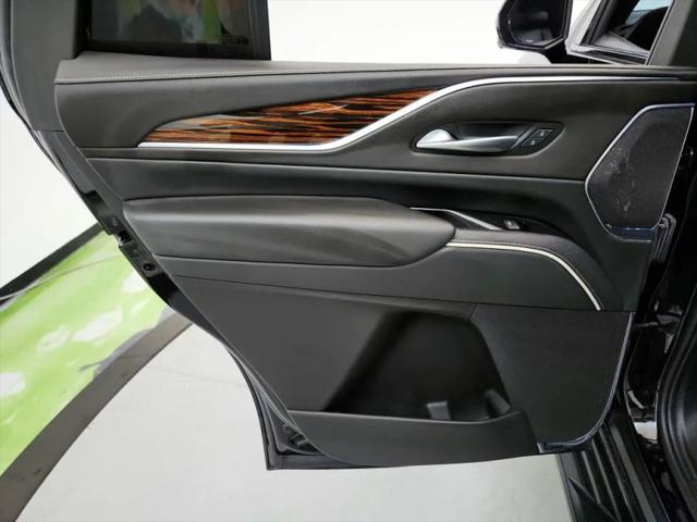 2022 Cadillac Escalade 2WD Luxury