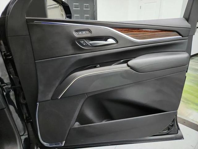 2022 Cadillac Escalade 2WD Luxury