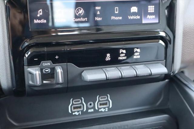 2025 Ram 1500 Laramie Crew Cab 4x4 5'7" Box