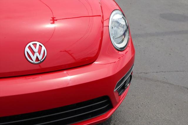 2014 Volkswagen Beetle 2.0T R-Line