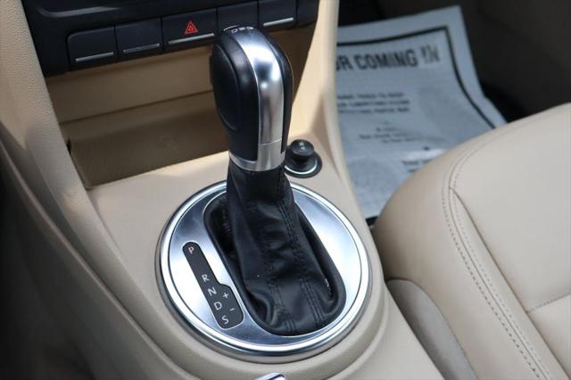 2014 Volkswagen Beetle 2.0T R-Line