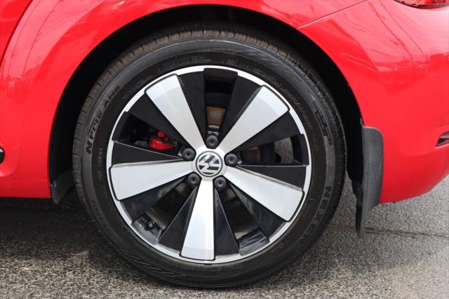 2014 Volkswagen Beetle 2.0T R-Line