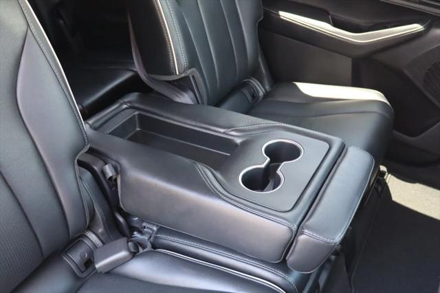 2023 Acura MDX Advance Package