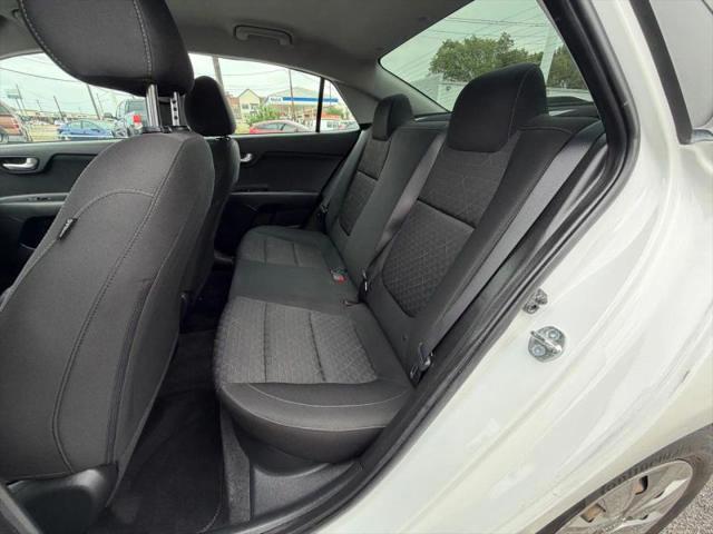 2023 Kia Rio LX