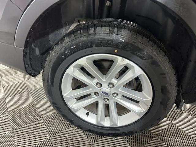 2017 Ford Explorer Base