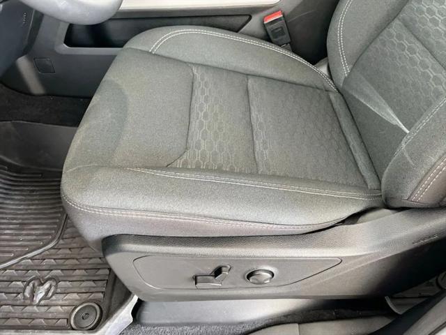 2025 Ram 1500 Big Horn Crew Cab 4x4 5'7" Box