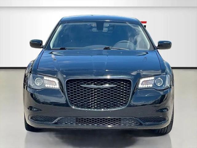 2023 Chrysler 300 Touring
