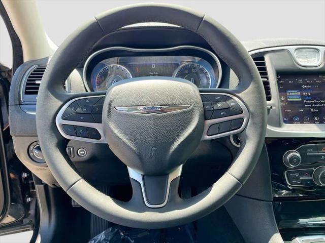 2023 Chrysler 300 Touring