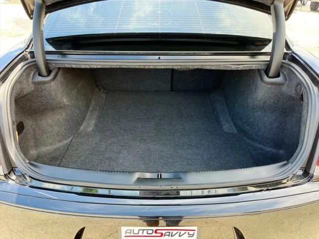 2023 Chrysler 300 Touring