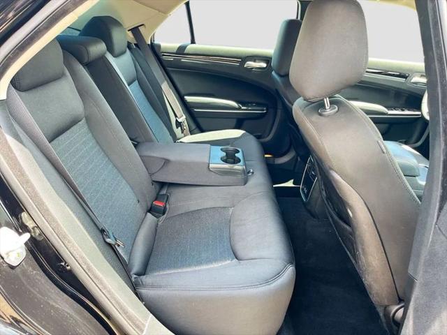 2023 Chrysler 300 Touring