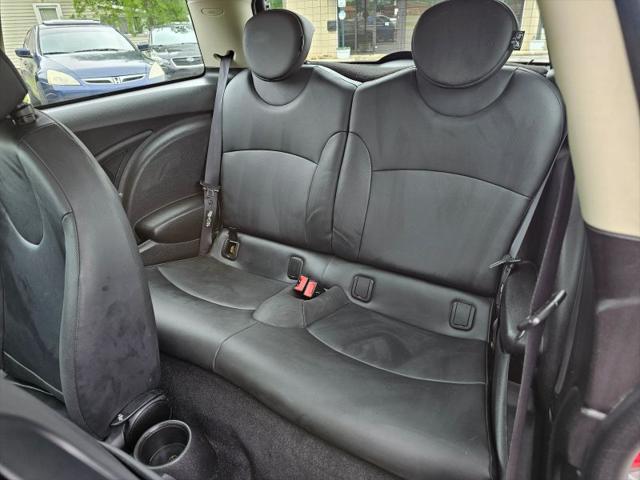 2011 MINI Cooper Cooper