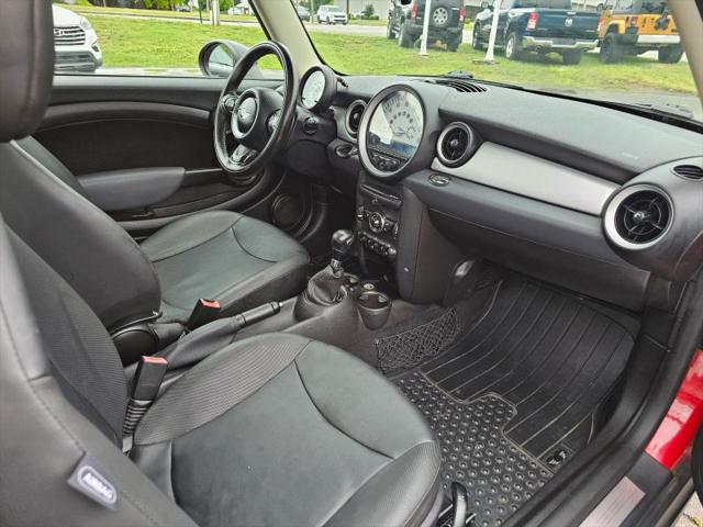 2011 MINI Cooper Cooper