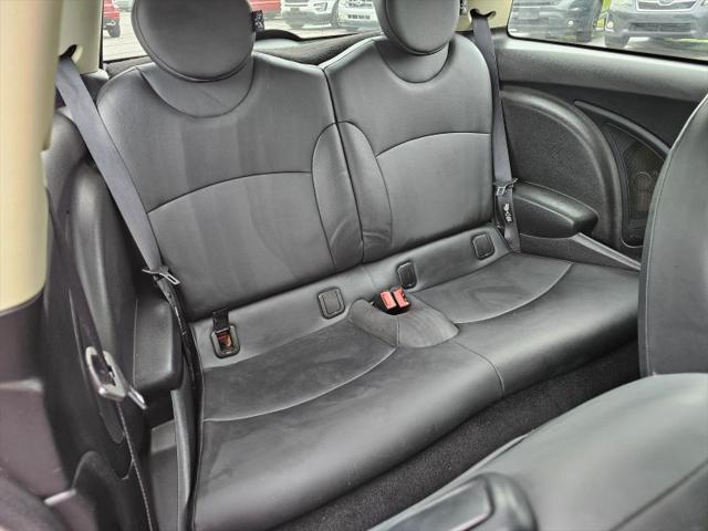 2011 MINI Cooper Cooper