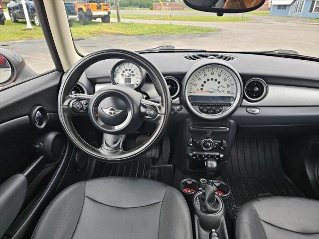 2011 MINI Cooper Cooper
