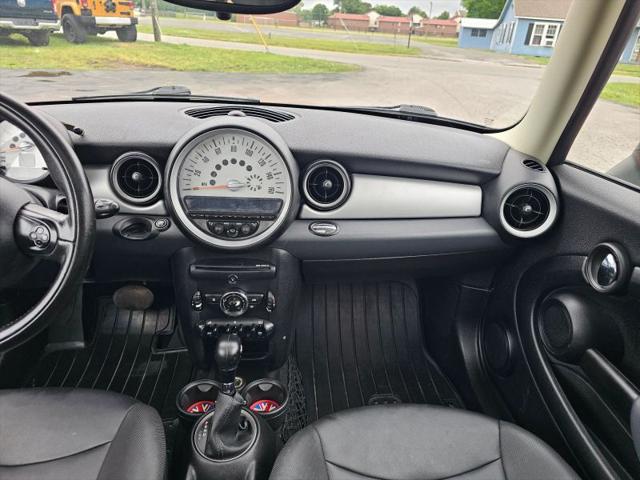 2011 MINI Cooper Cooper
