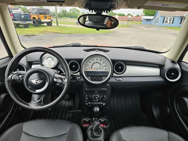 2011 MINI Cooper Cooper