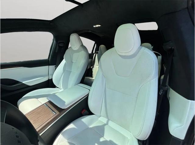 2023 Tesla Model X Standard Range