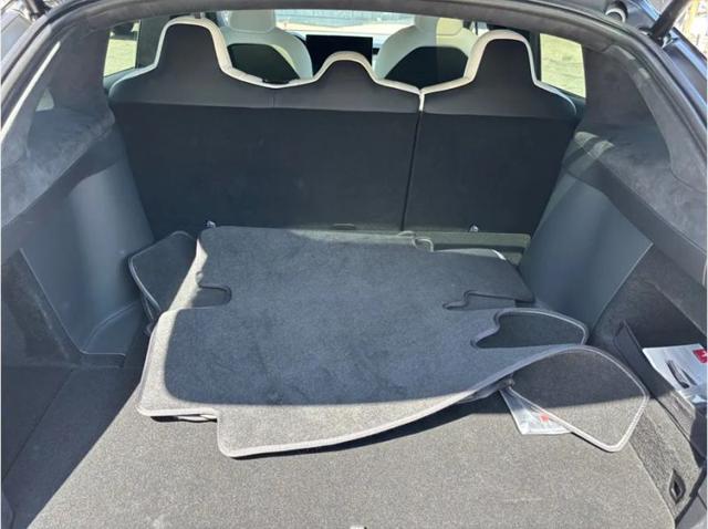 2023 Tesla Model X Standard Range
