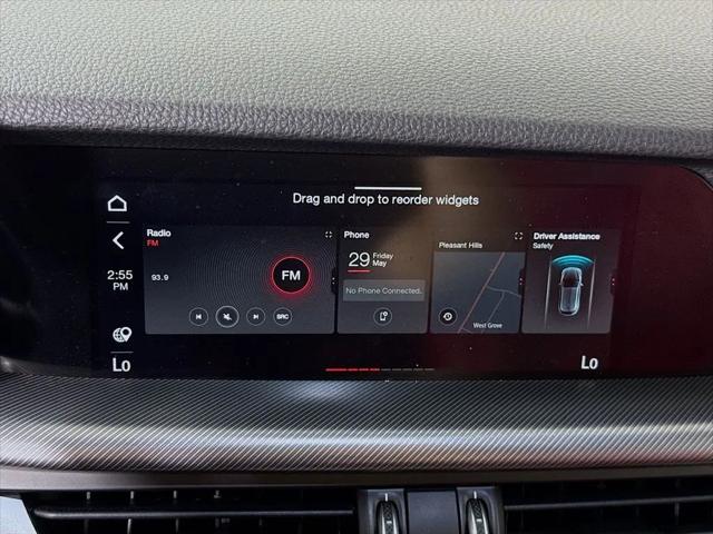 2023 Alfa Romeo Stelvio Veloce AWD