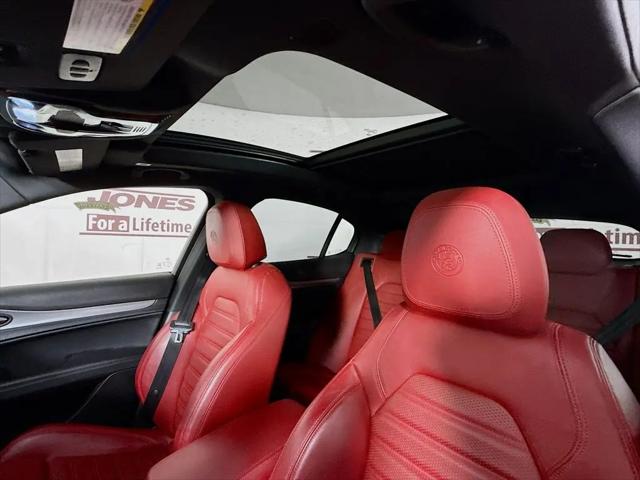 2023 Alfa Romeo Stelvio Veloce AWD