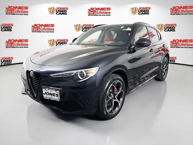 2023 Alfa Romeo Stelvio Veloce AWD