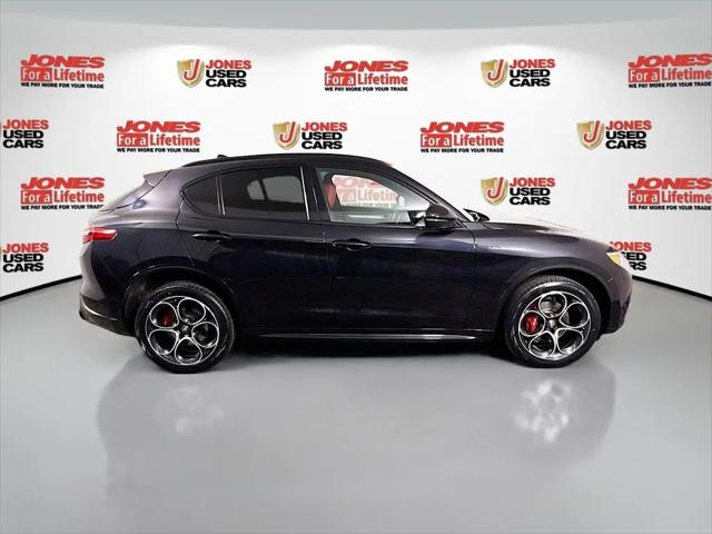 2023 Alfa Romeo Stelvio Veloce AWD