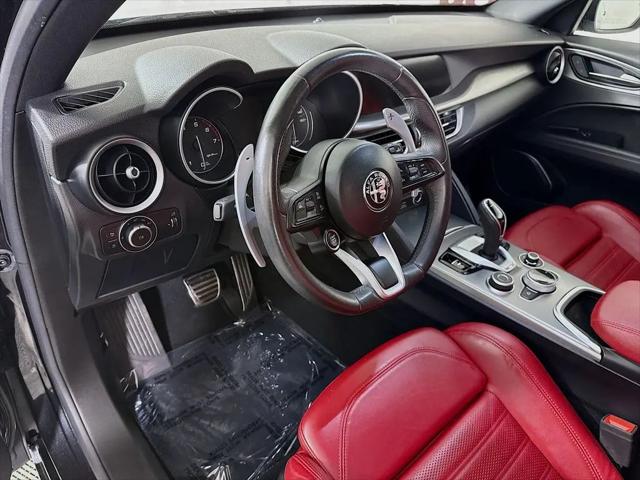 2023 Alfa Romeo Stelvio Veloce AWD