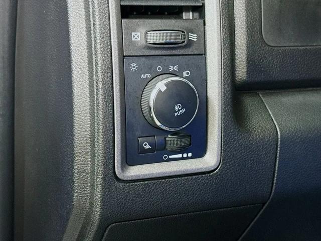 2022 Ram 1500 Classic Express Regular Cab 4x4 6'4" Box