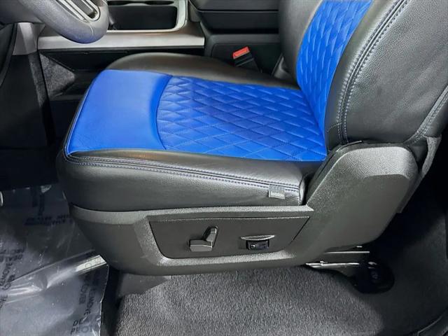 2022 Ram 1500 Classic Express Regular Cab 4x4 6'4" Box