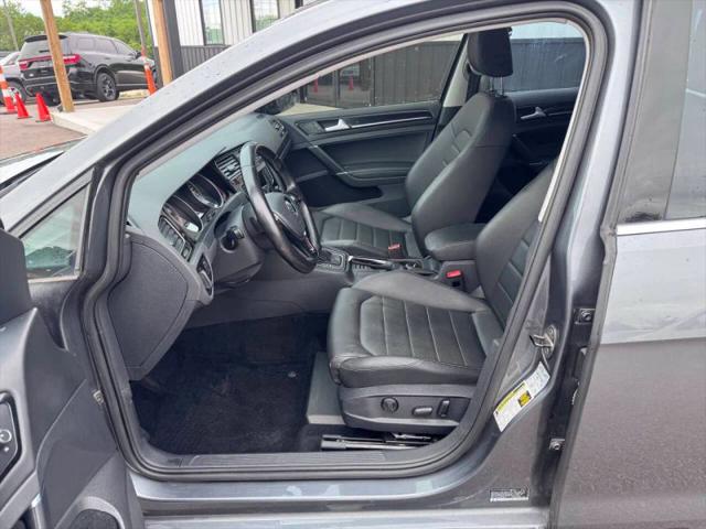 2017 Volkswagen Golf SportWagen TSI S