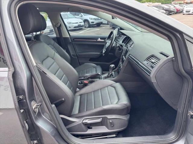 2017 Volkswagen Golf SportWagen TSI S